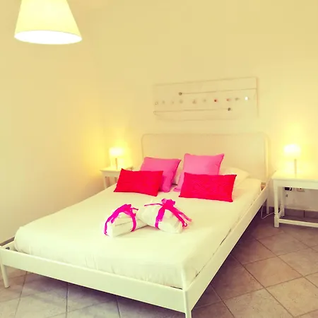 Alojamento de Acomodação e Pequeno-almoço La Montagna Rosa 3*