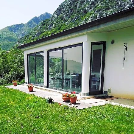 La Montagna Rosa Bed & Breakfast 3*