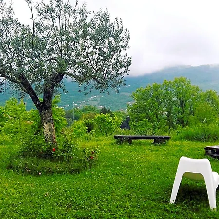 Bed & Breakfast La Montagna Rosa 3*