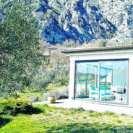 La Montagna Rosa Bed & Breakfast 3*